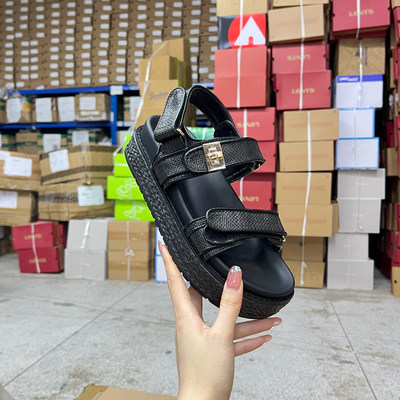 凉鞋简约时尚新款平底舒适轻便