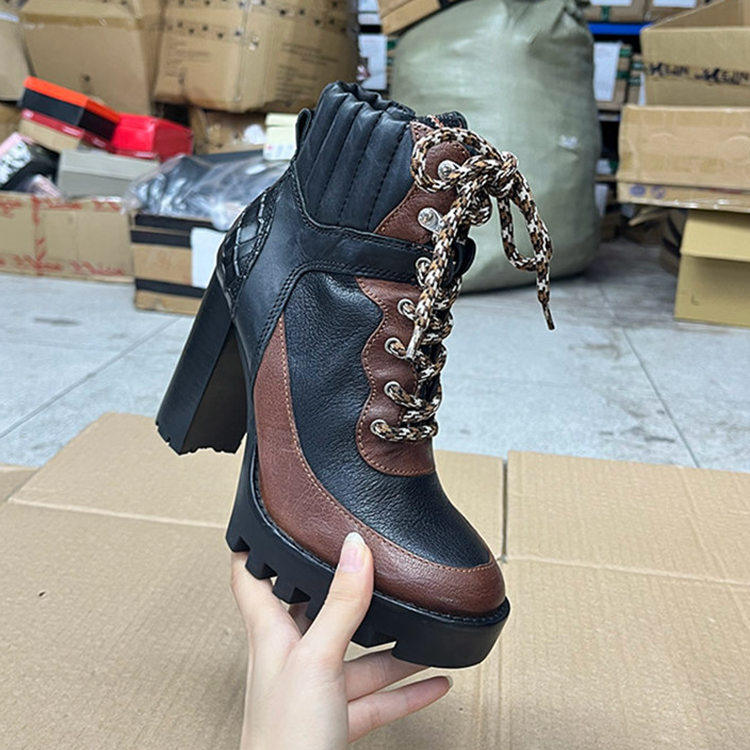外贸原单女靴真皮新款厚底粗高跟细带短靴英伦风马丁靴机车靴