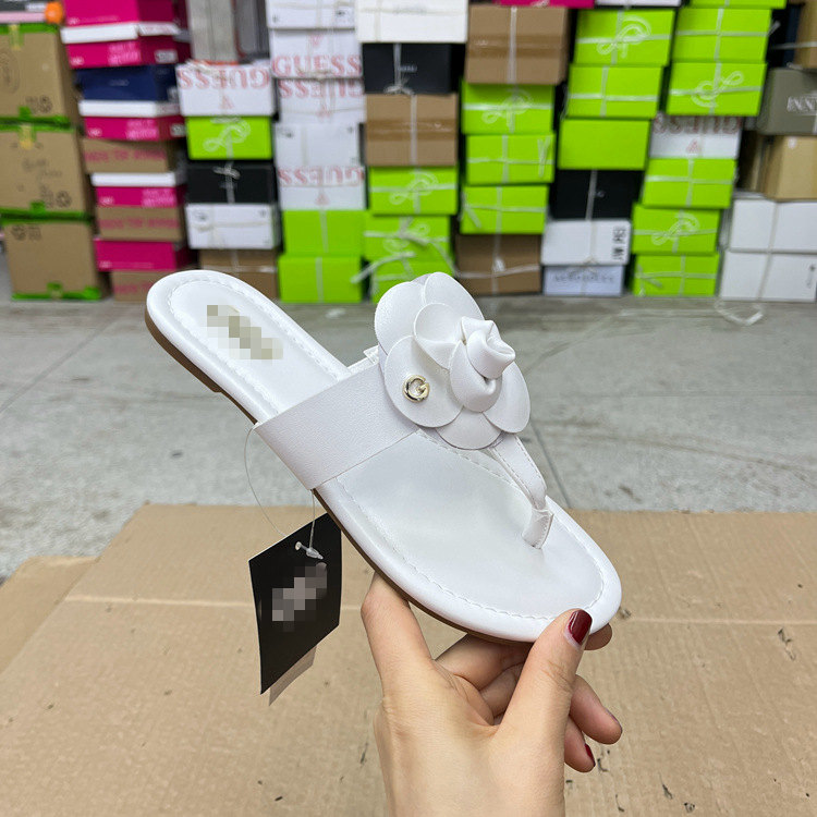 外贸原单工厂清仓女鞋新款时尚shoes圆头花卉夹趾平底拖鞋凉鞋