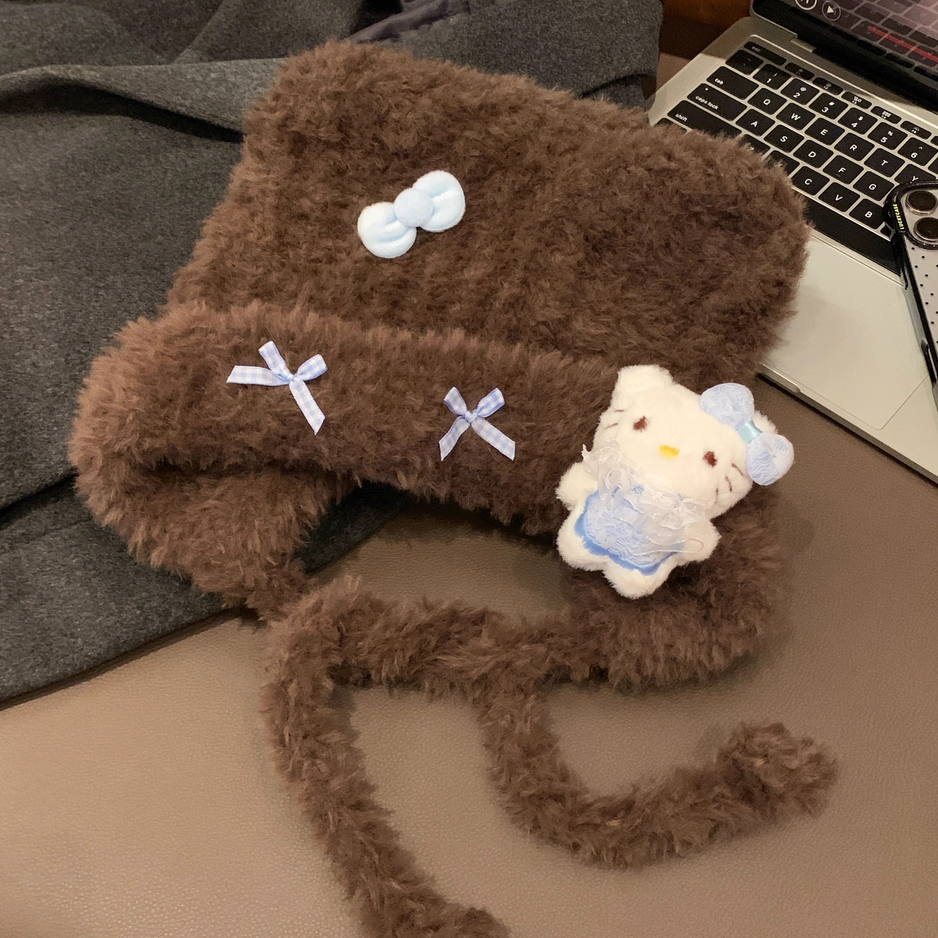 韩系kitty玩偶猫耳朵毛绒帽女冬