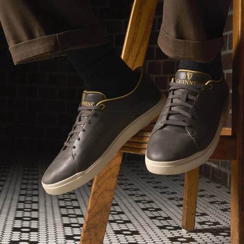 代购TravisMathew x Guinness 联名限定高尔夫球鞋优质皮革