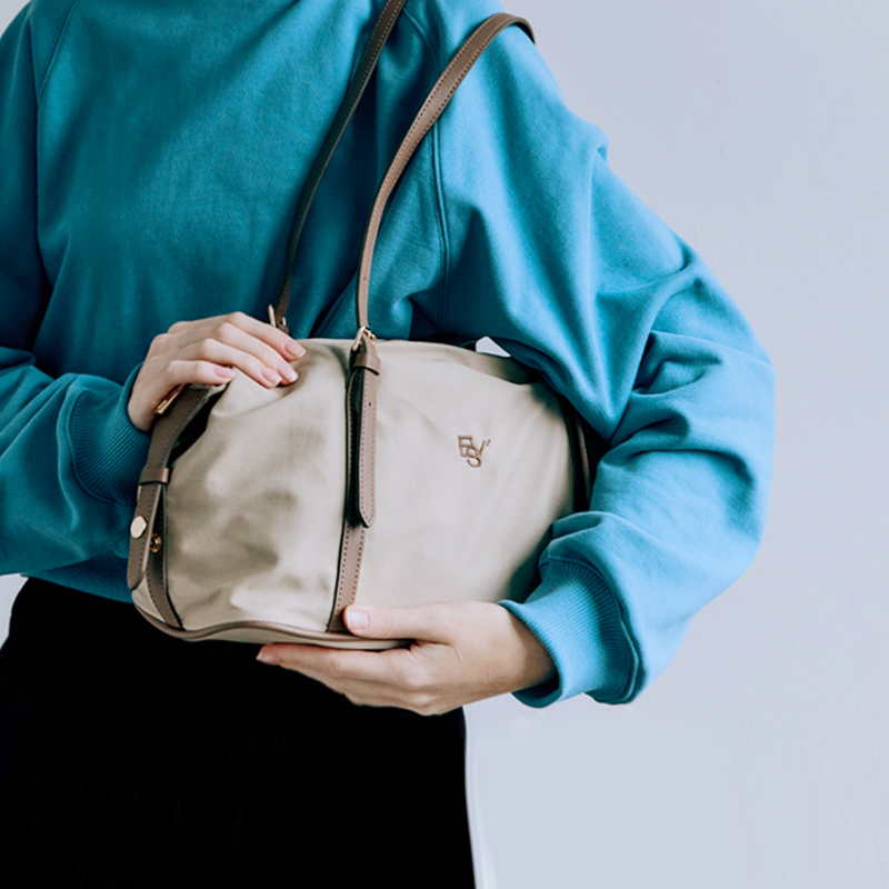 EVA'SSTREET单肩包撞色美式复古