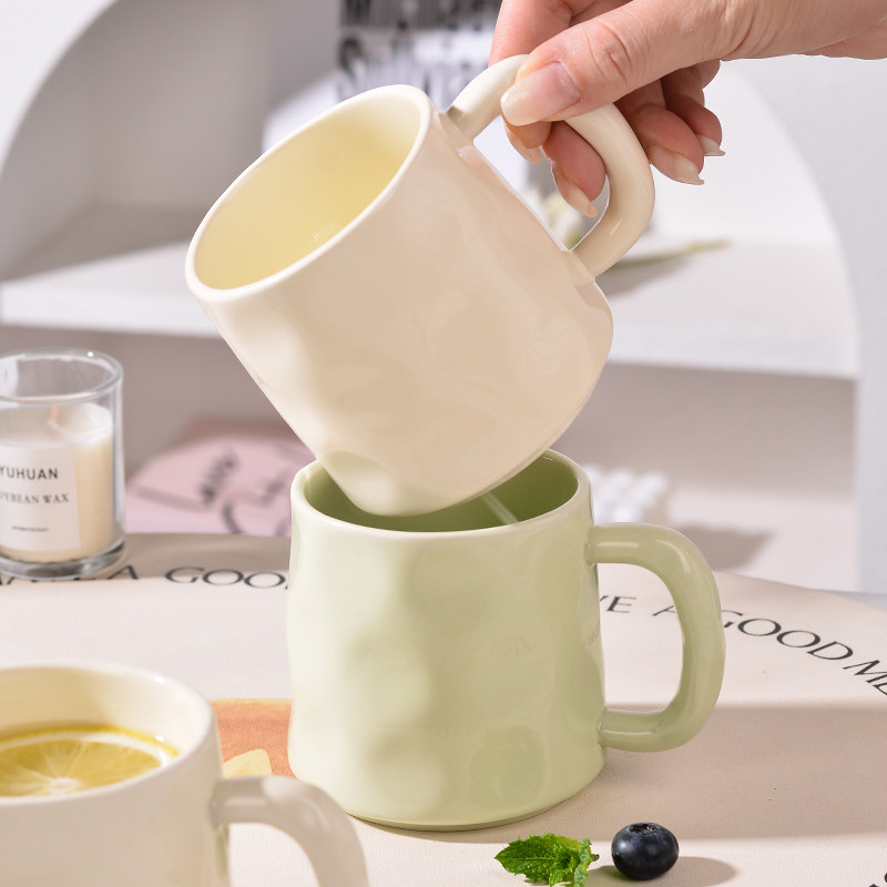 特别好看的陶瓷马克杯家用女生高颜值喝水杯子釉下彩水杯2026新款