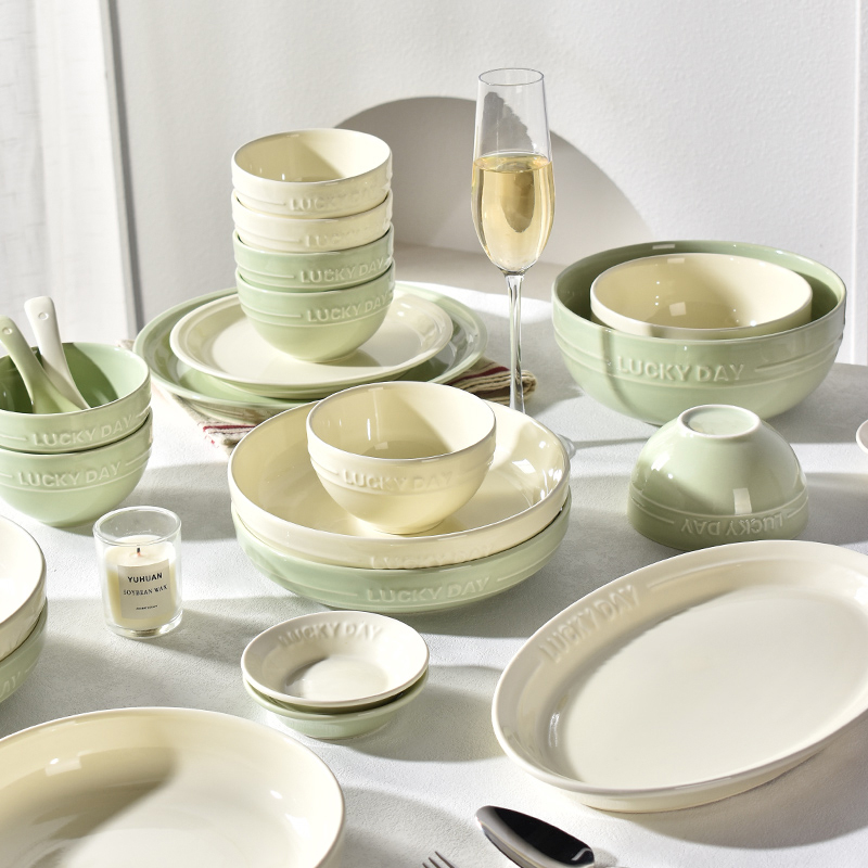 奶油风陶瓷高级感碗碟套装