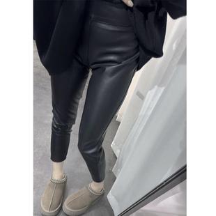 欧货PU皮裤女2024新款一体腰显瘦弹力九分小脚裤黑色外穿打底裤子