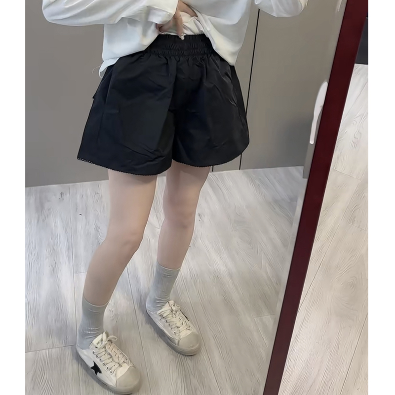 2025年夏款新款松紧腰休闲阔腿短裤女蕾丝边时尚A字版显瘦三分裤