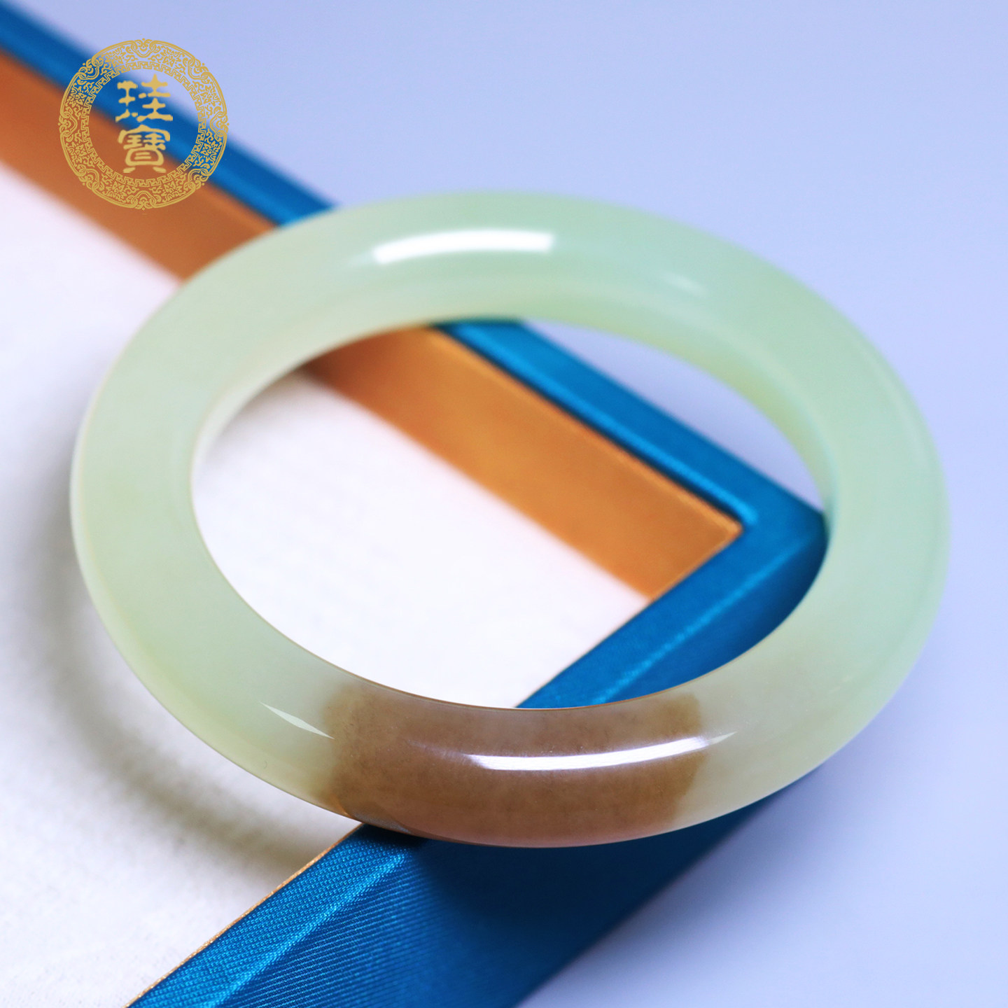 珪宝56mm和田玉高冰黄玉胖圆条手镯女款黄口料一口糖玉镯子带证书