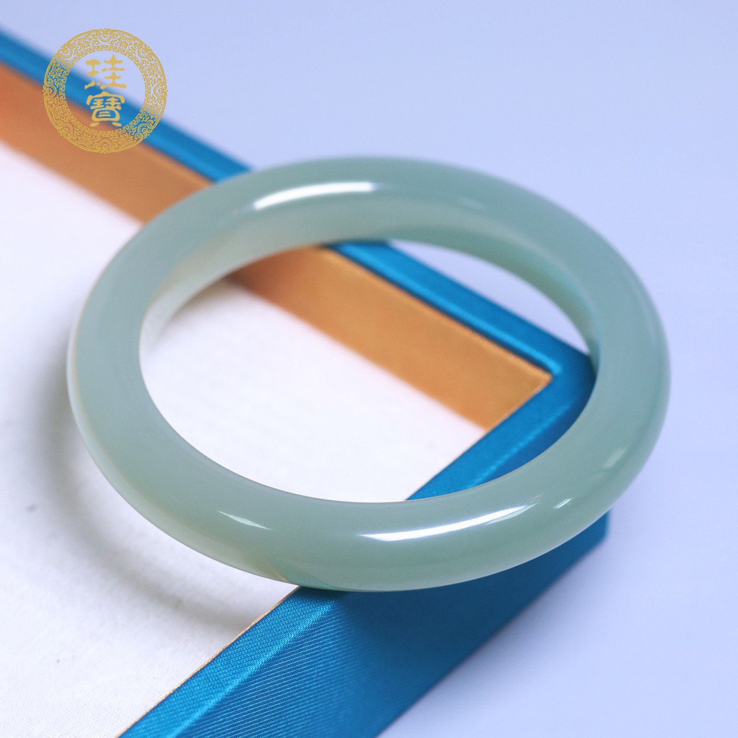 珪宝和田玉高冰绿晴宽条手镯59mm