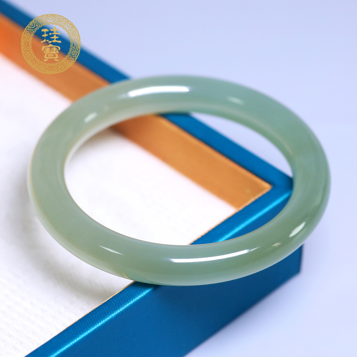 珪宝和田玉绿晴圆条手镯女士59mm