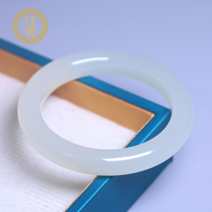 珪宝58mm和田玉高冰白晴宽条手镯女款白月光玉镯子天然带证书C19