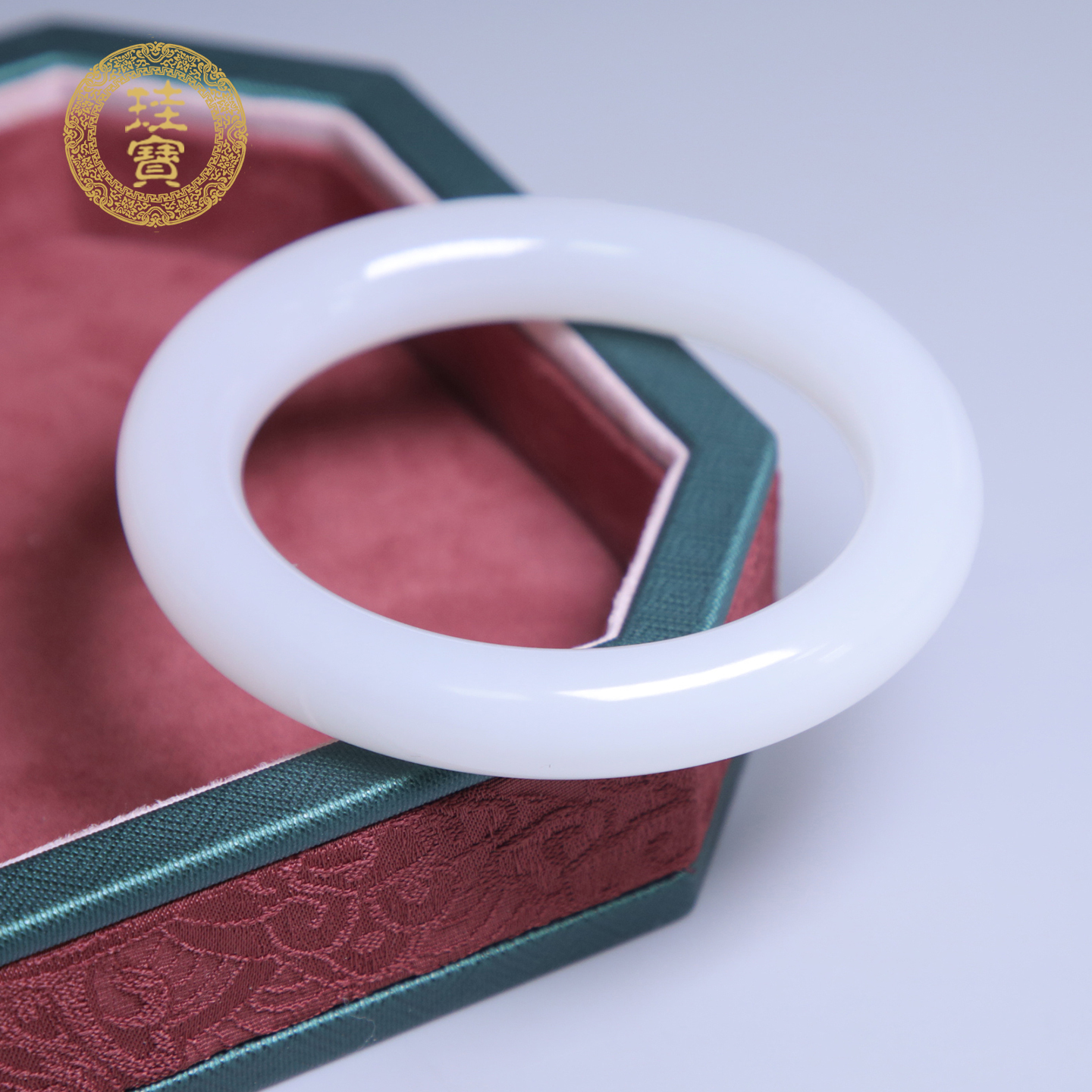珪宝和田玉羊脂玉手镯女款55.5mm