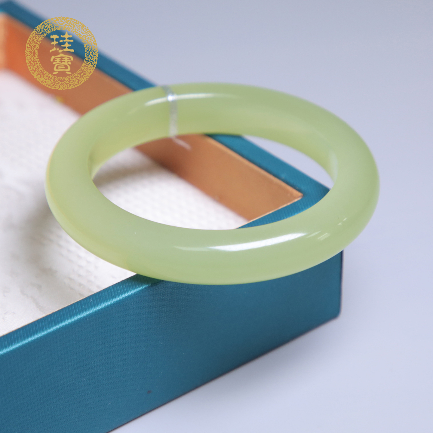 珪宝和田玉冰黄口宽条手镯53.6mm