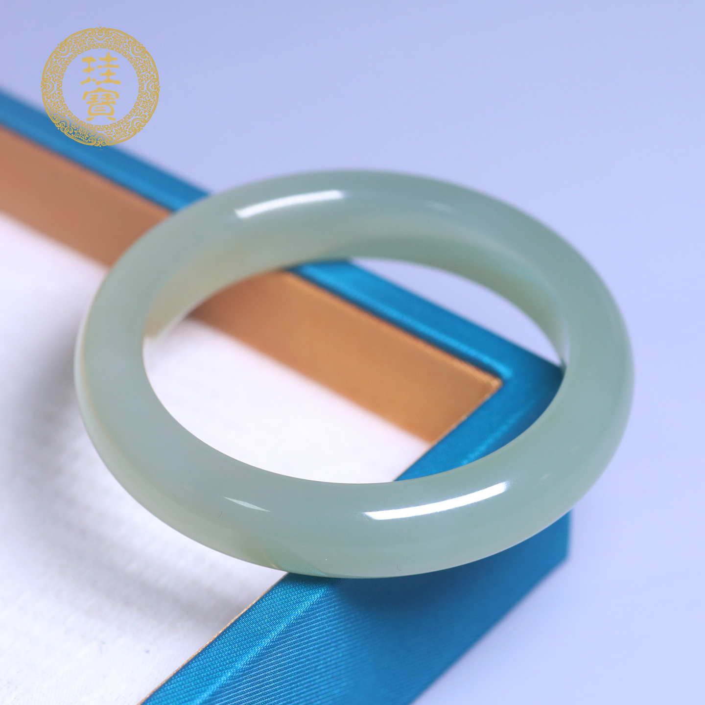 珪宝和田玉晴水绿宽条手镯50.8mm