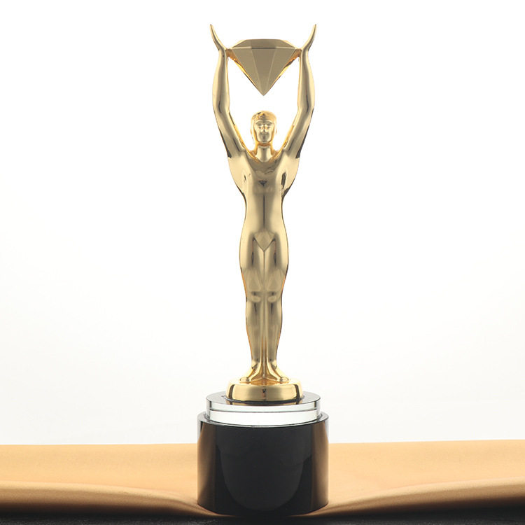 水晶金属手举钻石小金人奖杯 天使飞人创意庆活动纪念定制经典
