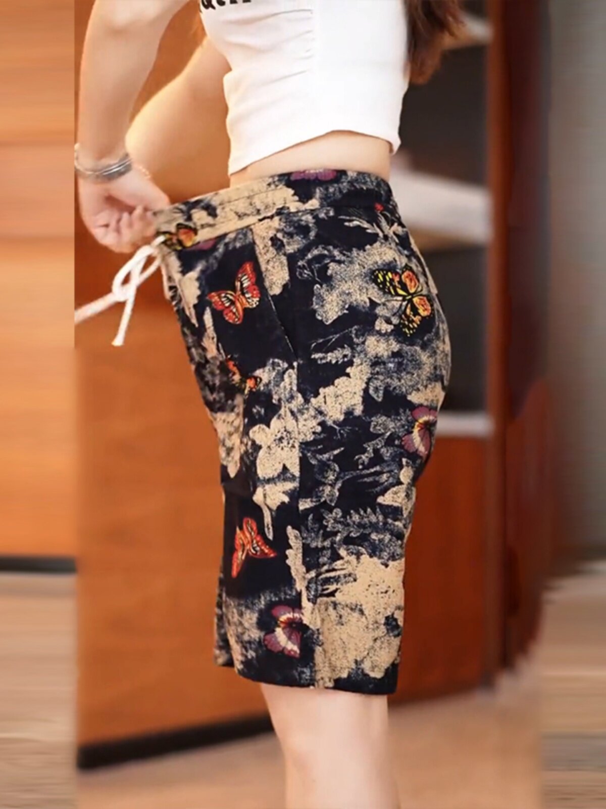 RETRO ETHNIC STYLE CASUAL SHORTS MENS SUMMER THIN TRENDY PRINT BEACH SPORTS PANTS NEW CROPPED PANTS