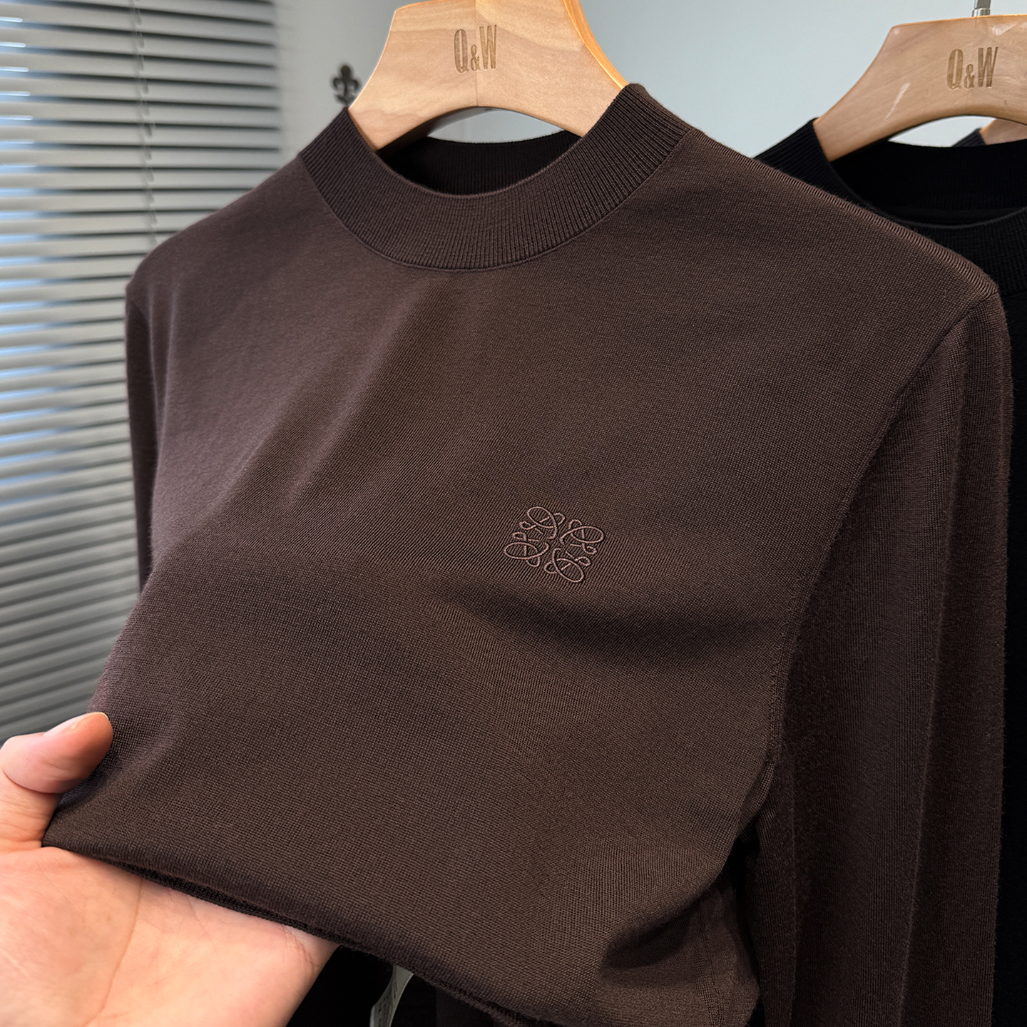 高端品牌刺绣超细100精纺绵羊毛衫男半高领秋冬季针织打底衫薄款