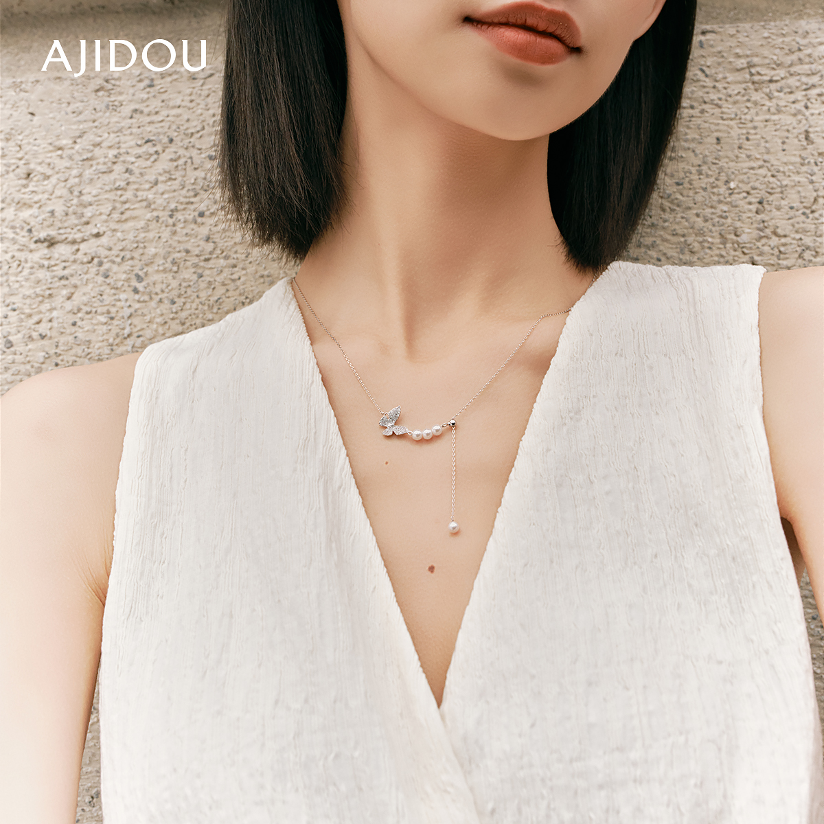阿吉豆时尚温婉蝴蝶优雅珍珠项链