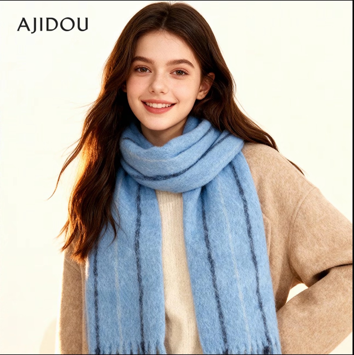 阿吉豆蓝色羊毛围巾冬季保暖防风