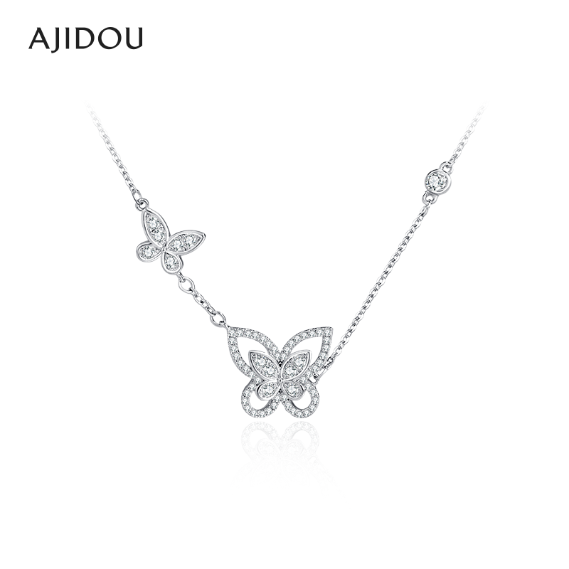 AJIDOU阿吉豆项链女镂空蝴蝶锁骨链轻奢配饰小众颈链高级感短精链