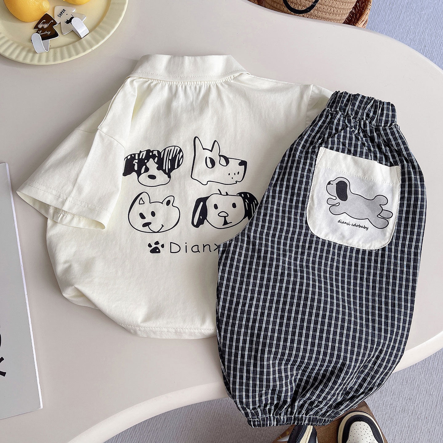 1-5岁儿童夏装套装2026新款翻领短袖T恤男童女宝宝格子长裤两件套