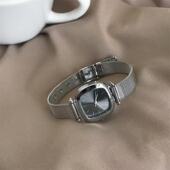 别样复古方形小表盘手表女款 百搭小众轻奢高级感 学生简约气质经典