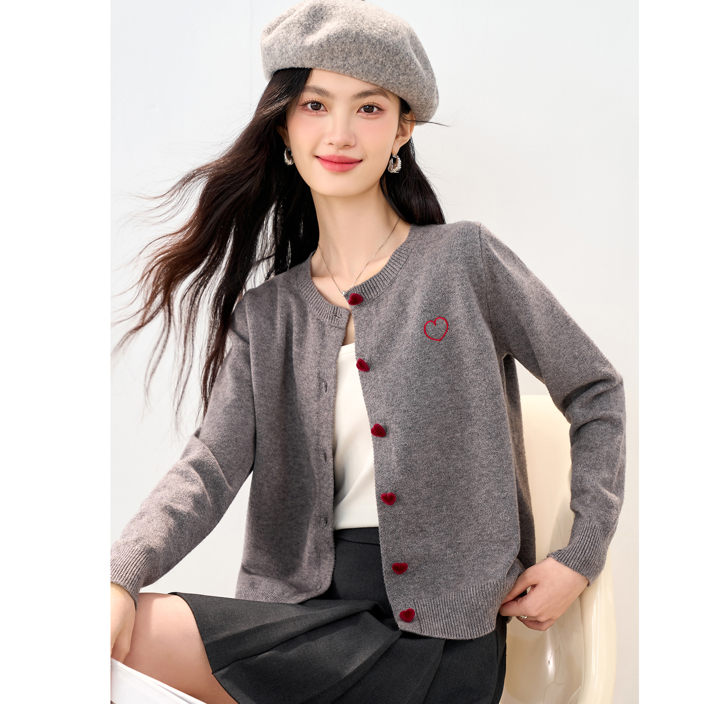 巨好看的短款毛衣外套女针织开衫