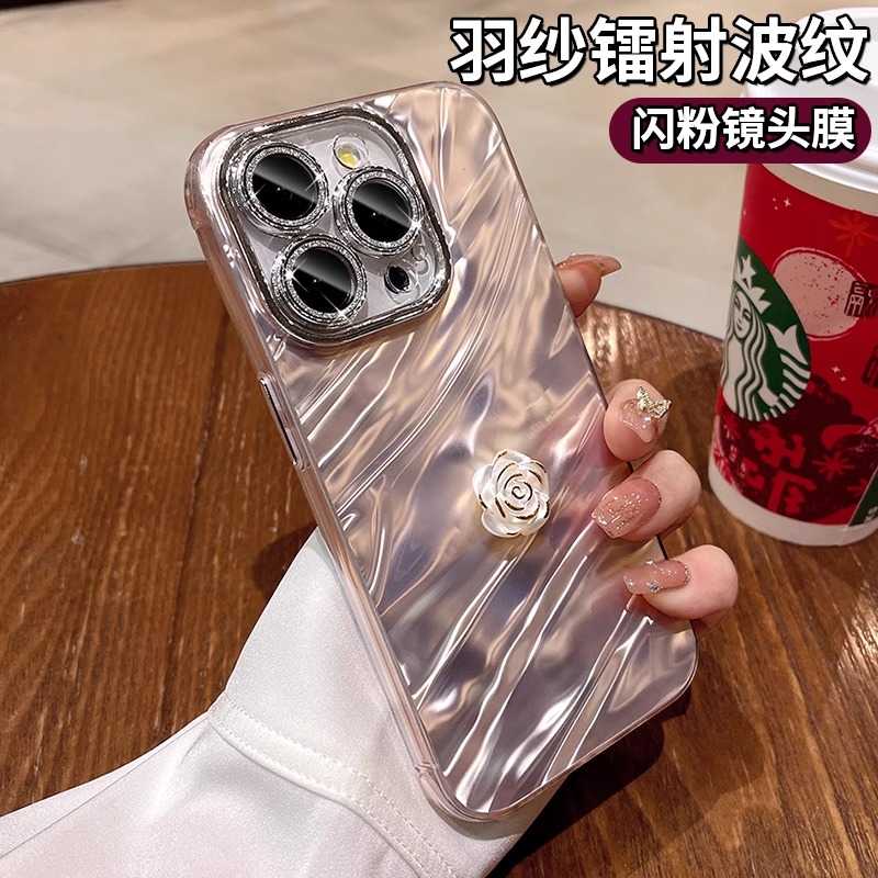 适用苹果16promax手机壳新款iPhone15pro自带闪粉镜头膜14plus手腕挂绳高级感全包防摔羽纱镭射波纹网红女款