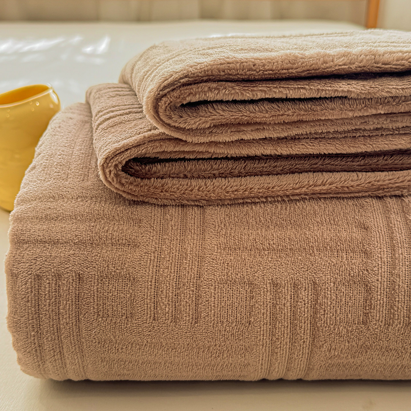 秋冬季雕花牛奶绒床单单件珊瑚绒加绒加厚毛绒被单180x200三件套