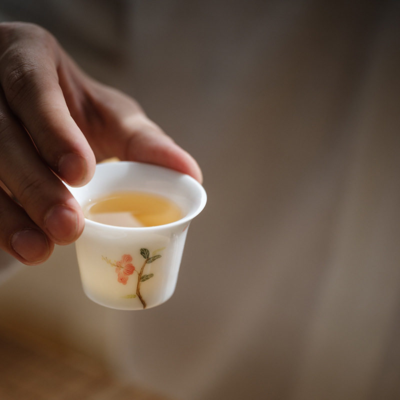 艺虹陶瓷  手绘小品杯陶瓷品茶杯手绘茶具零配功夫陶瓷杯玉泥瓷器