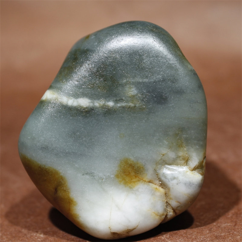 147克新疆和田玉天然玉石独籽无修真皮翠青玉手把件摆件籽雕刻料