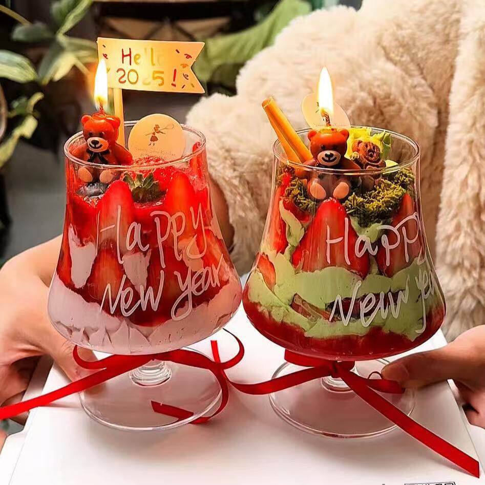 网红款红酒高脚杯2025新年快乐蛋糕装饰元旦跨年线条蜡烛烘焙插件