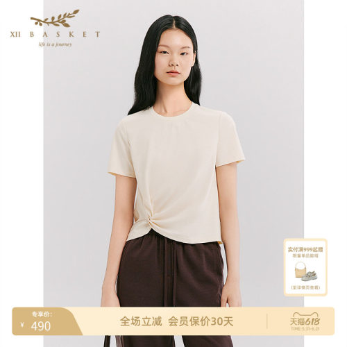 十二篮圆领通勤休闲上衣