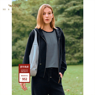 十二篮专选25冬新款 星光灯芯绒短外套休闲百搭女通勤运动上衣