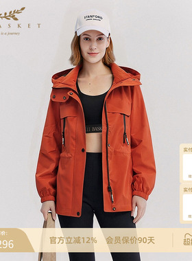 十二篮26春新款多巴胺户外山系连帽冲锋衣收腰运动外套女
