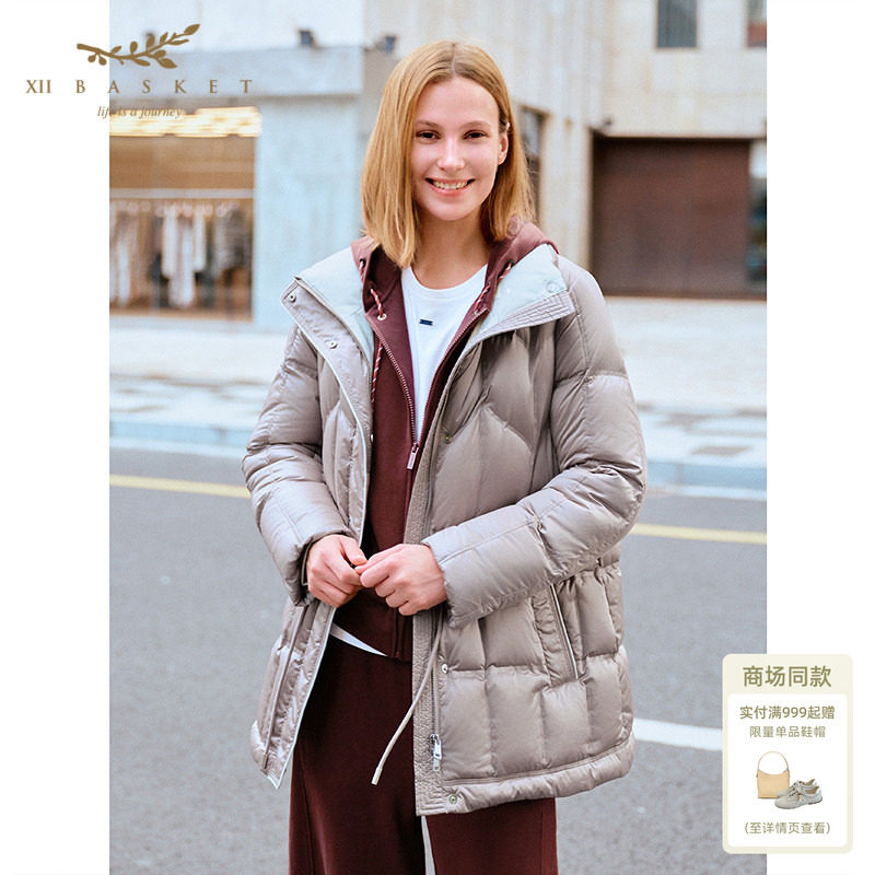 十二篮高充羽绒服保暖高领