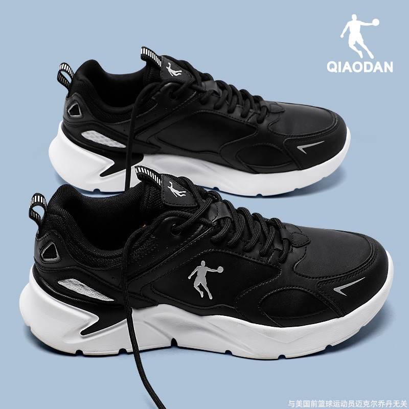 乔丹男鞋皮面防水跑步鞋