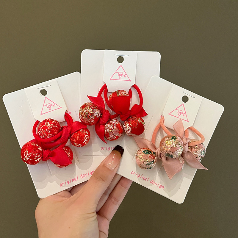 儿童新年中国风红色刺绣毛球发绳小女孩扎头发不伤发高弹力发圈,童装/婴儿装/亲子装,发饰,淘宝优惠券,粉丝福利购,淘宝优惠卷