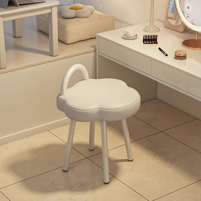 梳妆台专用凳子云朵奶油风女生卧