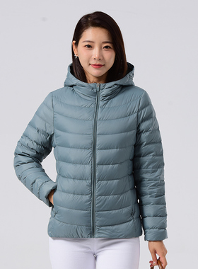 大羽2023年新款轻薄羽绒服女短款连帽时尚外穿修身显瘦外套703003