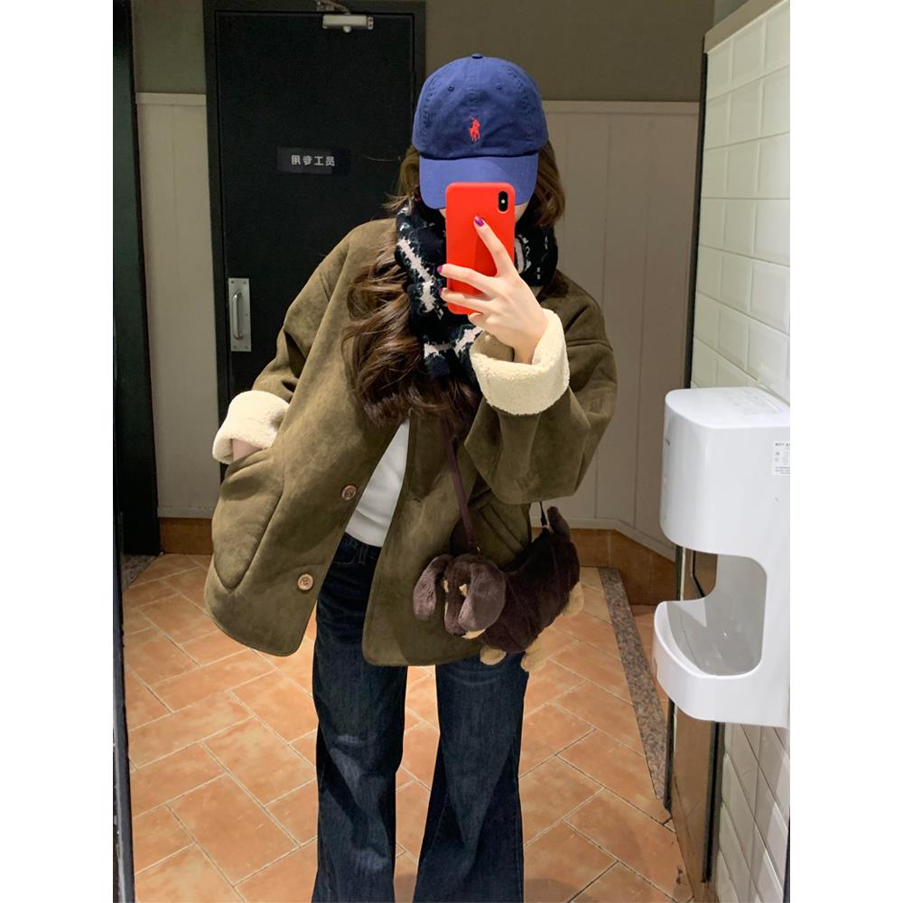 麂皮绒羊羔毛外套女秋冬短款高级复古流行两面穿毛绒保暖棉服上衣