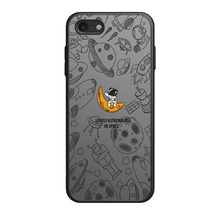 太空人适用于iphone8plus手机壳苹果7保护套iPhone6s/8新款苹果6plus肤感苹果se2/se3女男全包防摔男款潮
