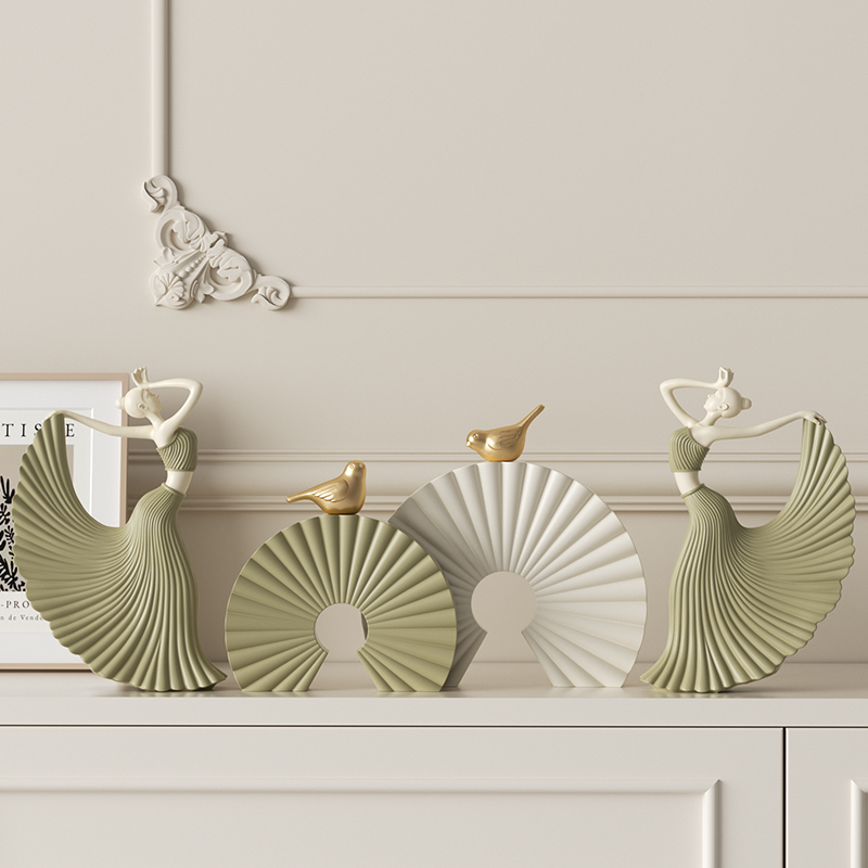 现代人物艺术摆件奶油风乔迁礼物