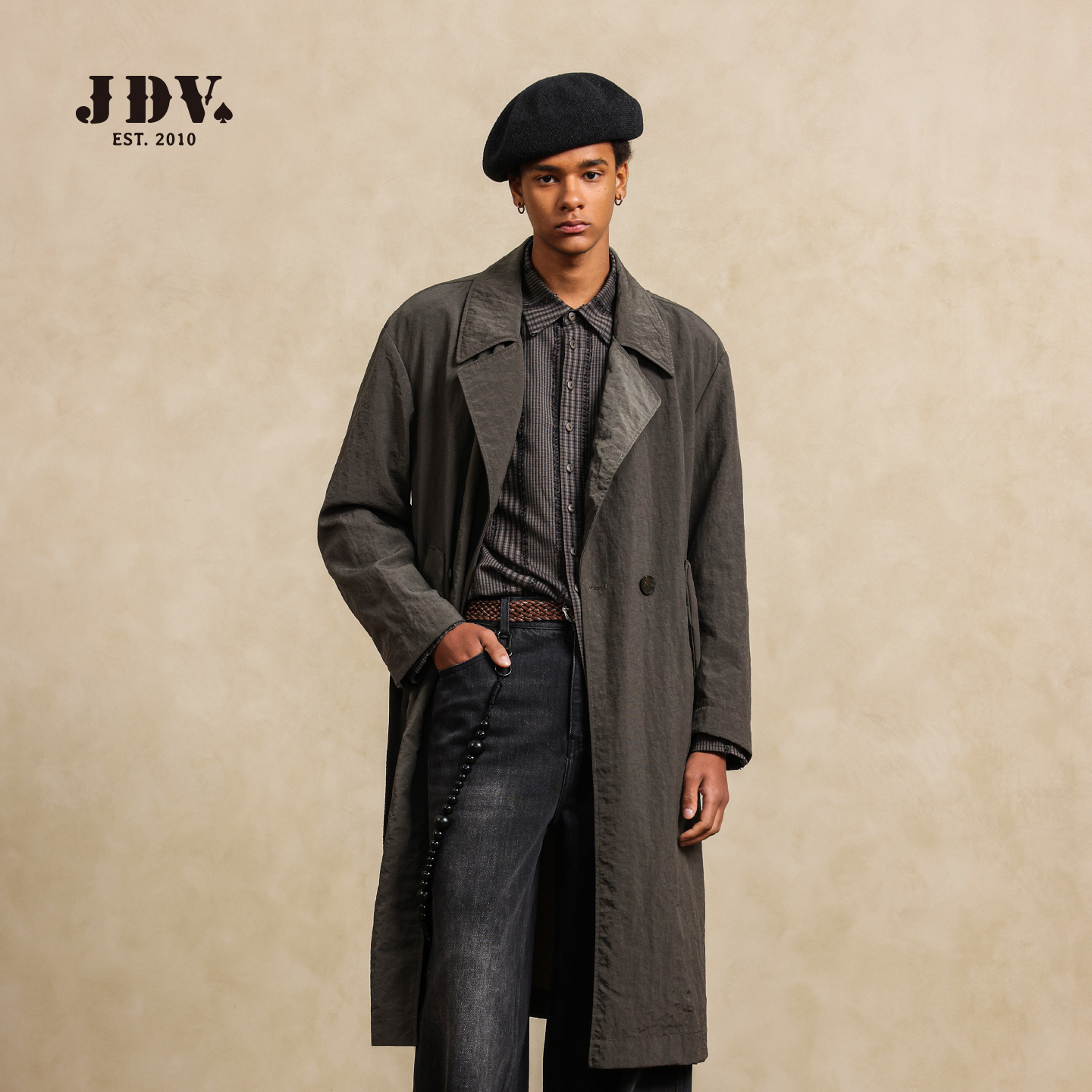 JDV2025秋季新款复古翻领风衣