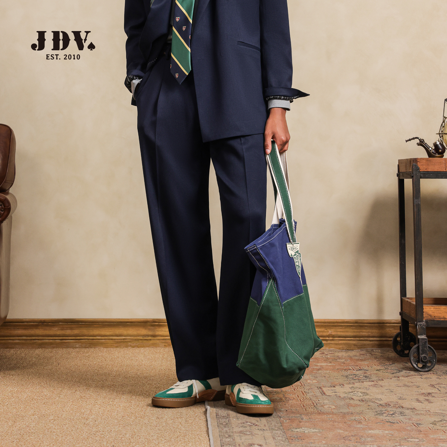 JDV藏青色休闲西裤2025年秋季