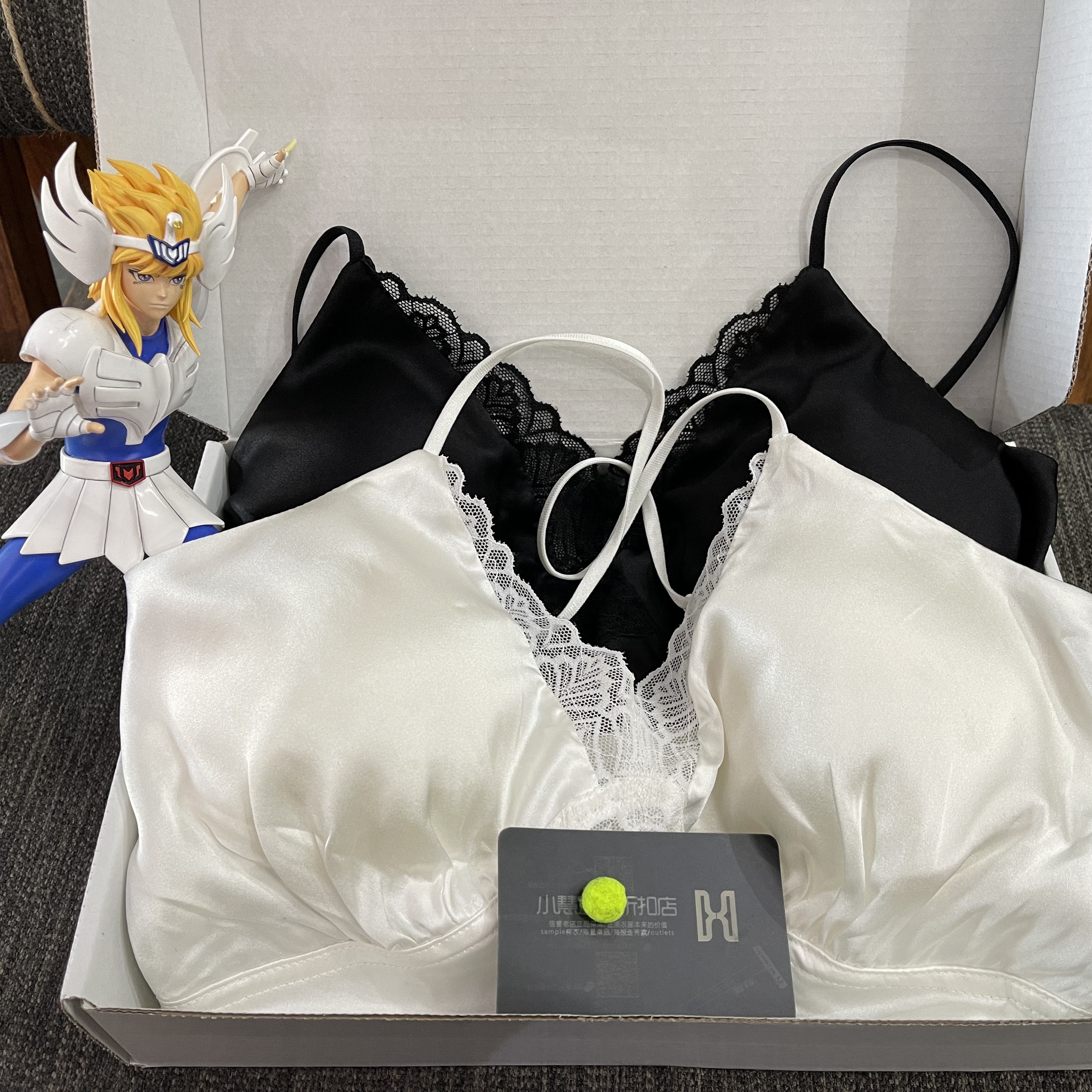 法式蕾丝缎面桑蚕丝吊带背心