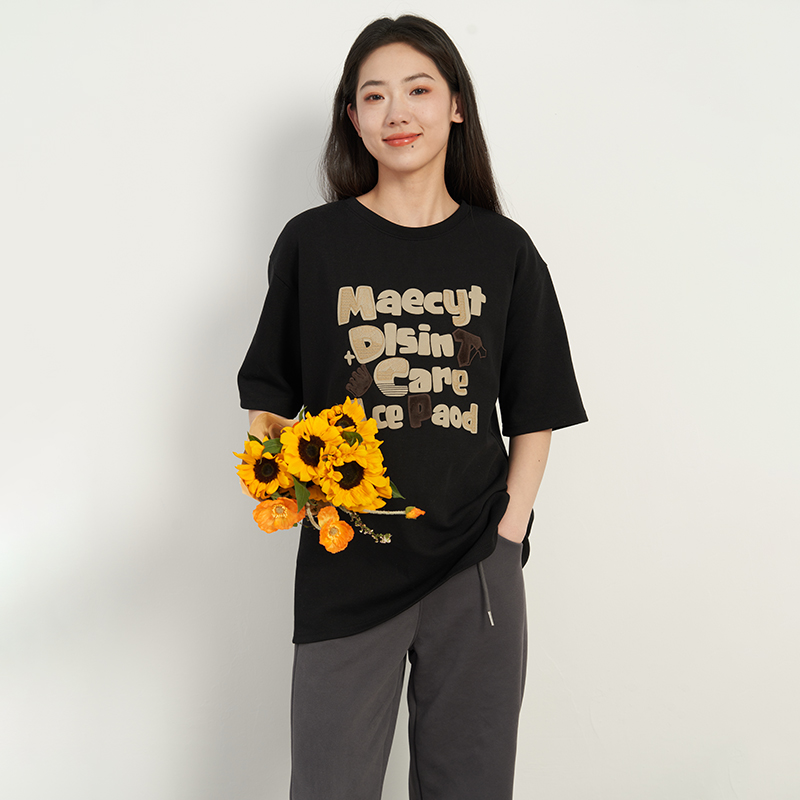 UGIZ字母印花休闲显瘦T恤