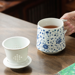 青花瓷茶杯马克杯陶瓷茶水过滤分离水杯带盖家用办公室个人泡茶杯