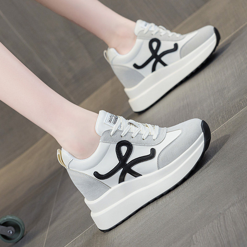 正品潮牌官方小个子内增高10cm女鞋子新款春秋爆款厚底休闲时尚运