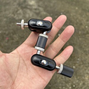 1/4万向豌豆荚三脚架配件替换头手机支架转接头360度相机花生夹
