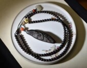 初音饰品黑油沉水沉香随行雕刻梅花毛衣链男女饰品项链天然7mm